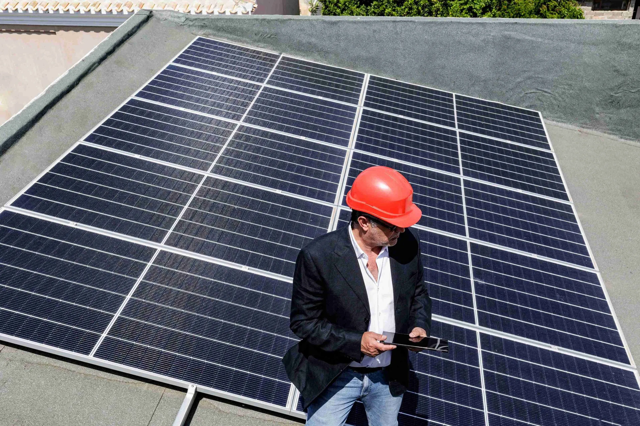 Panneaux solaires photovoltaïques avec installateur