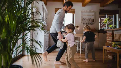 Famille en maison