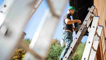 Rénovation d'une maison en été